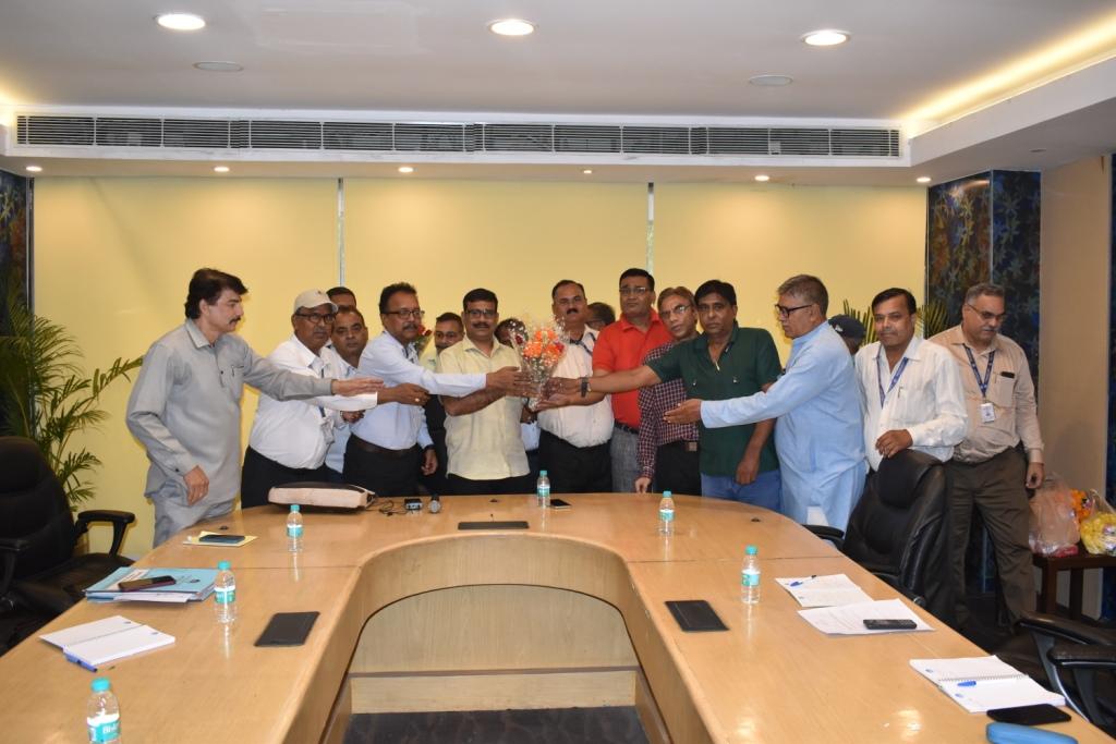 Indian-GRAPEVINE--independent-director-of-nbcc-interacted-with-employees-and-employees-unions