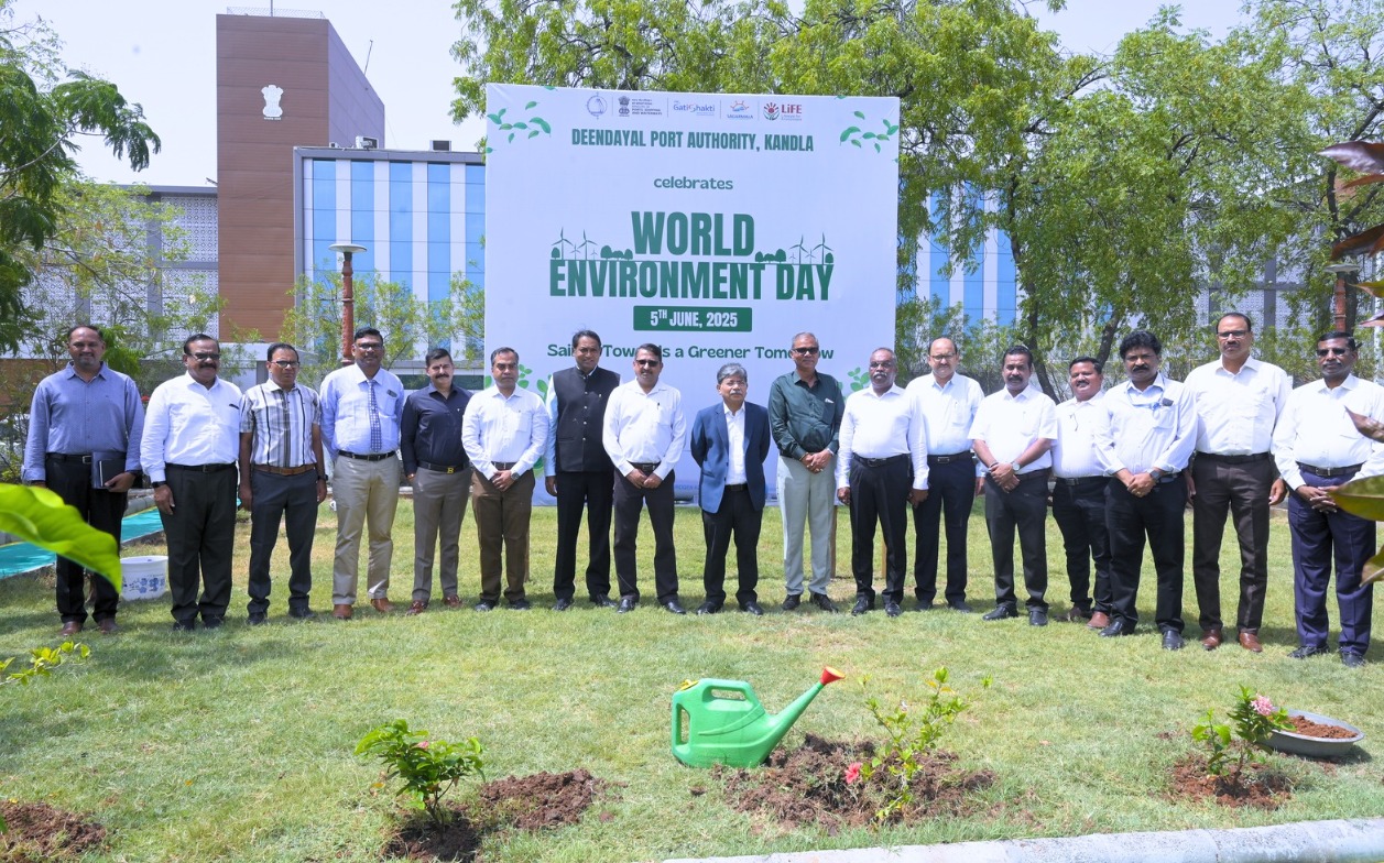 Indian-GRAPEVINE-dpa-kandla-reaffirmed-its-commitment-to-sustainability-and-the-global-mission-to-beatplasticpollutio