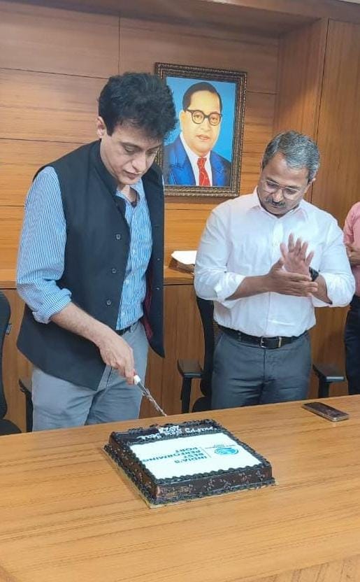 Indian-GRAPEVINE-jnpa-handles-a-record-cargo-of-594-million-teus-in-cy--2022