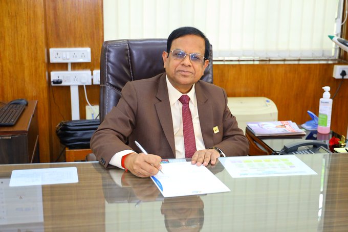 Indian-GRAPEVINE-m-k-mishra-appointed-as-new-hal-chief-executive-officer