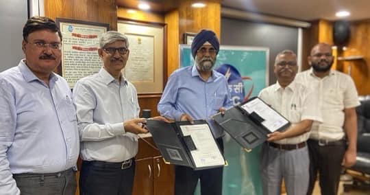 Indian-GRAPEVINE-pfc-has-signed-a-moa-to-provide-financial-assistance-of-rs-4-cr-for-the-establishment-of-trauma-cent