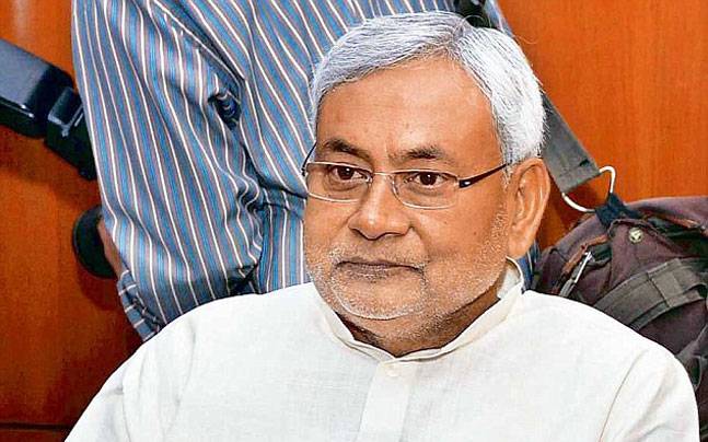 Indian-GRAPEVINE-nitish-expresses-anguish-over-jk-attack-orders-help-for-injured-bihar-labourers
