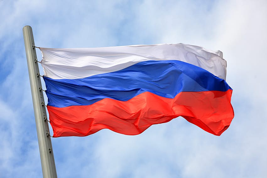 Project-Your-State-russia-offers-india-help-in-leasing-and-building-large-capacity-ships-to-overcome-g7s-oil-price-cap