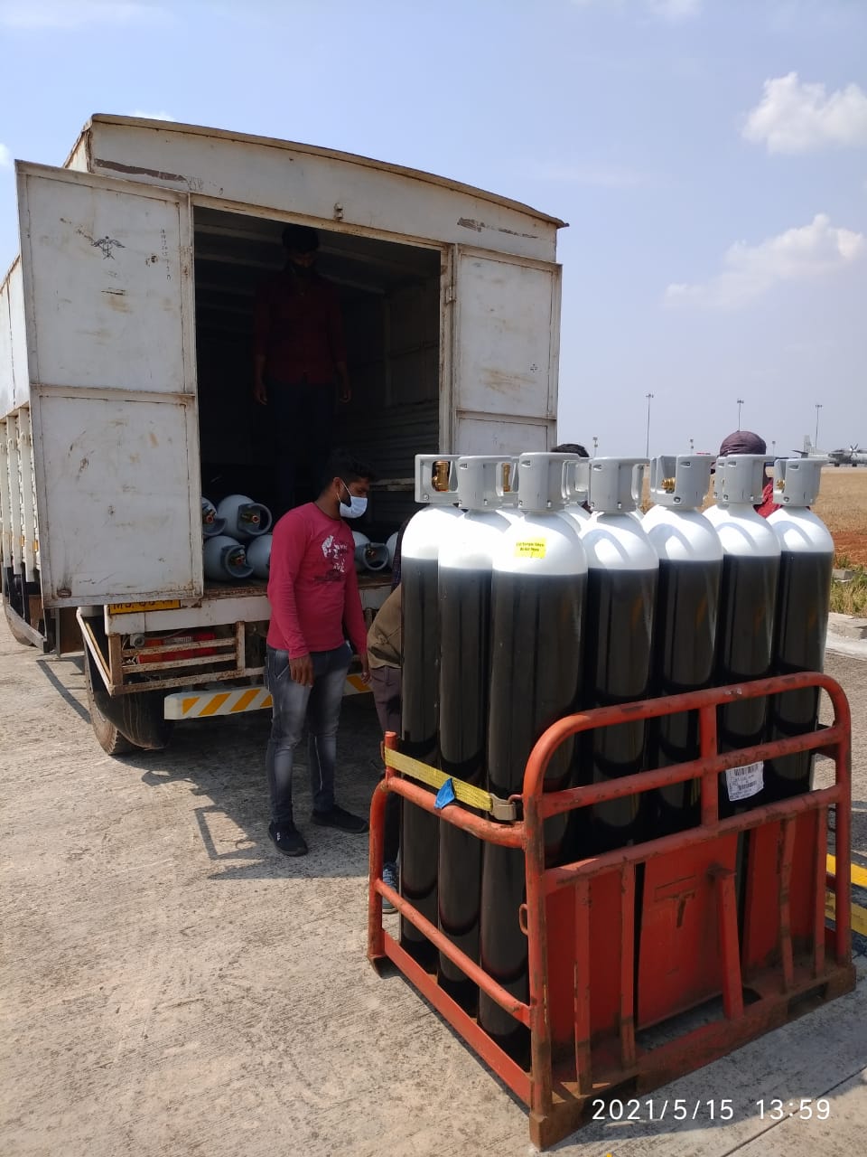 Indian-GRAPEVINE-transporting-hope-delivery-of-medical-cargo-continues-uninterrupted-from-raipur-airport