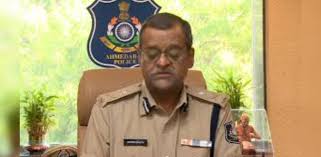 Indian-GRAPEVINE-gujarat-dgp-ashish-bhatia-receives-service-extension