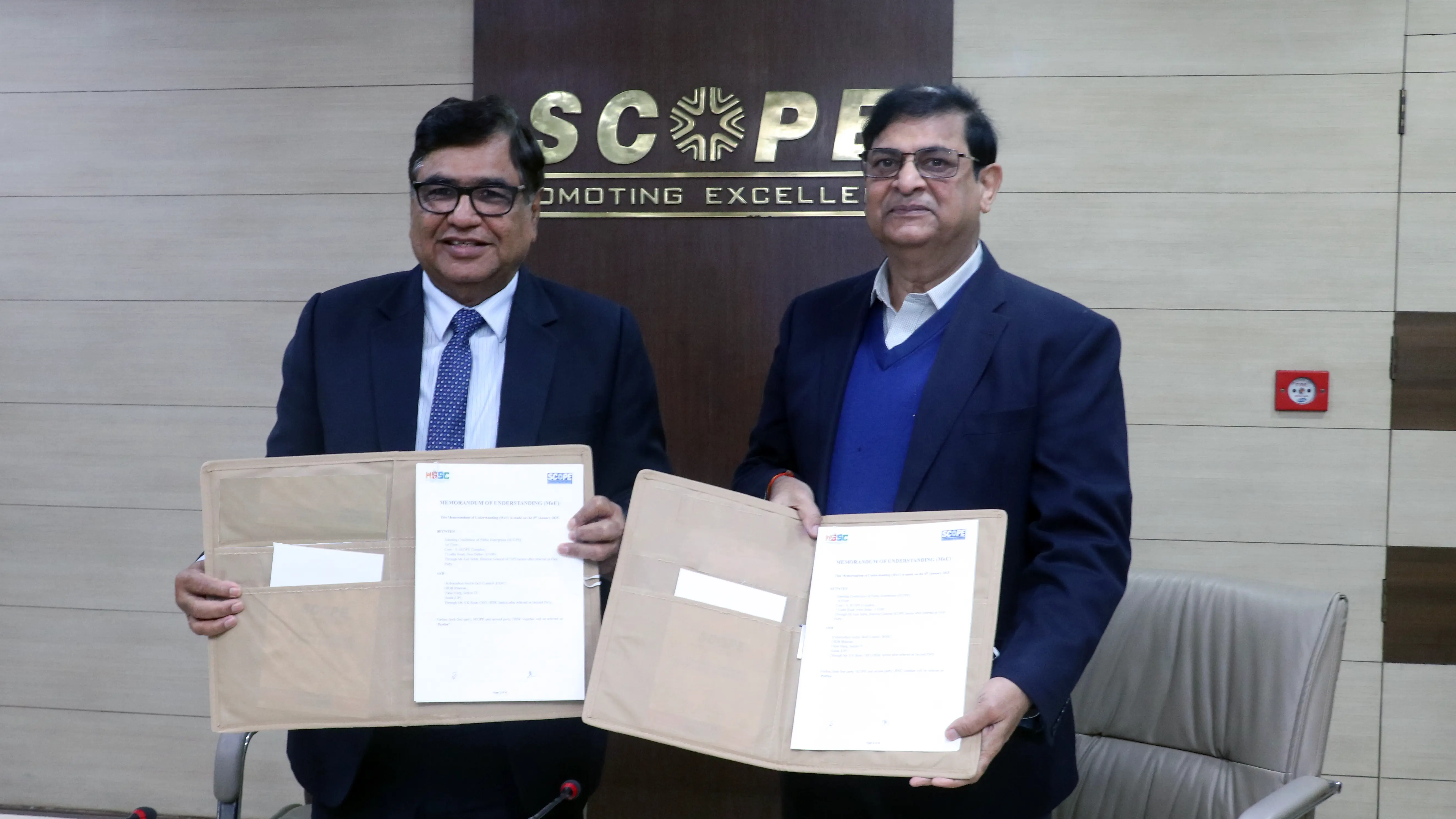 Indian-GRAPEVINE-scope-and-hssc-forge-strategic-mou-to-enhance-skill-development-in-indias-hydrocarbon-sector