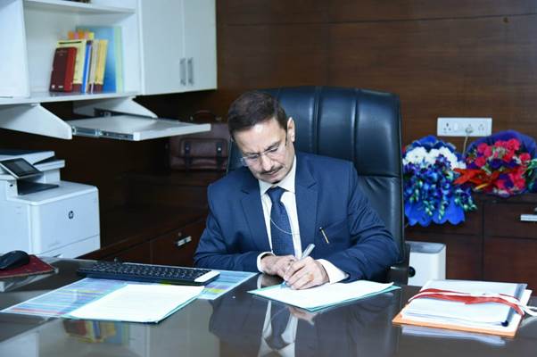 Indian-GRAPEVINE-alkesh-kumar-sharma-assumes-charge-as-new-secretary-for-ministry-of-electronics--information-technol