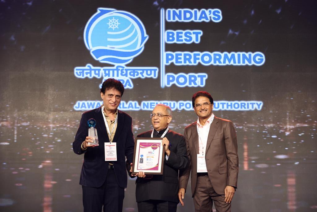 Indian-GRAPEVINE-jnpa-a-shining-star-in-the-maritime-world-awarded-major-port-of-the-year---containerised-cargo-at-ma