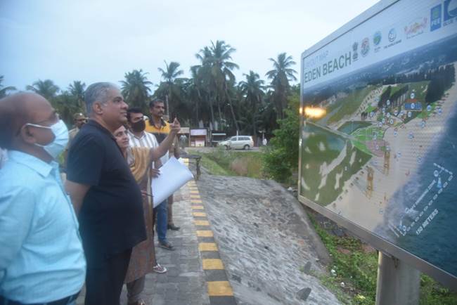 Indian-GRAPEVINE-union-minister-of-environment-forest-and-climate-change-participates-in-swachh-sagar-surakshit-sagar