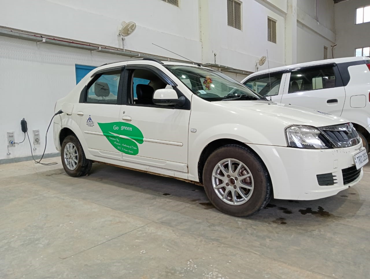 Indian-GRAPEVINE-aai-is-committed-to-encourage-the-induction-of-electric-vehicles-and-development-of-charging-infrast