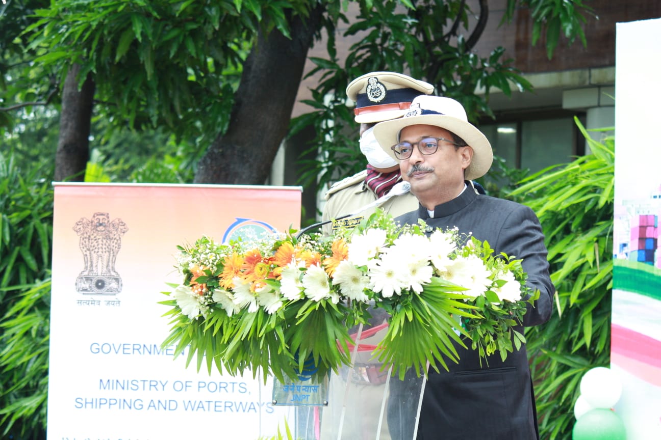 Project-Your-State-on-indias-75th-independence-day-jnpt-pays-tribute-to-the-freedom--fighters-and-frontline-covid-warri