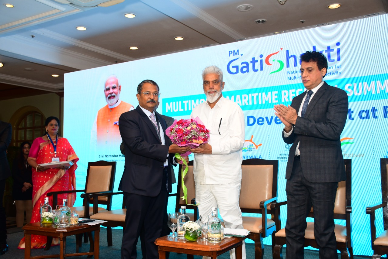 Indian-GRAPEVINE-shri-dadaji-bhuse-inaugurates-