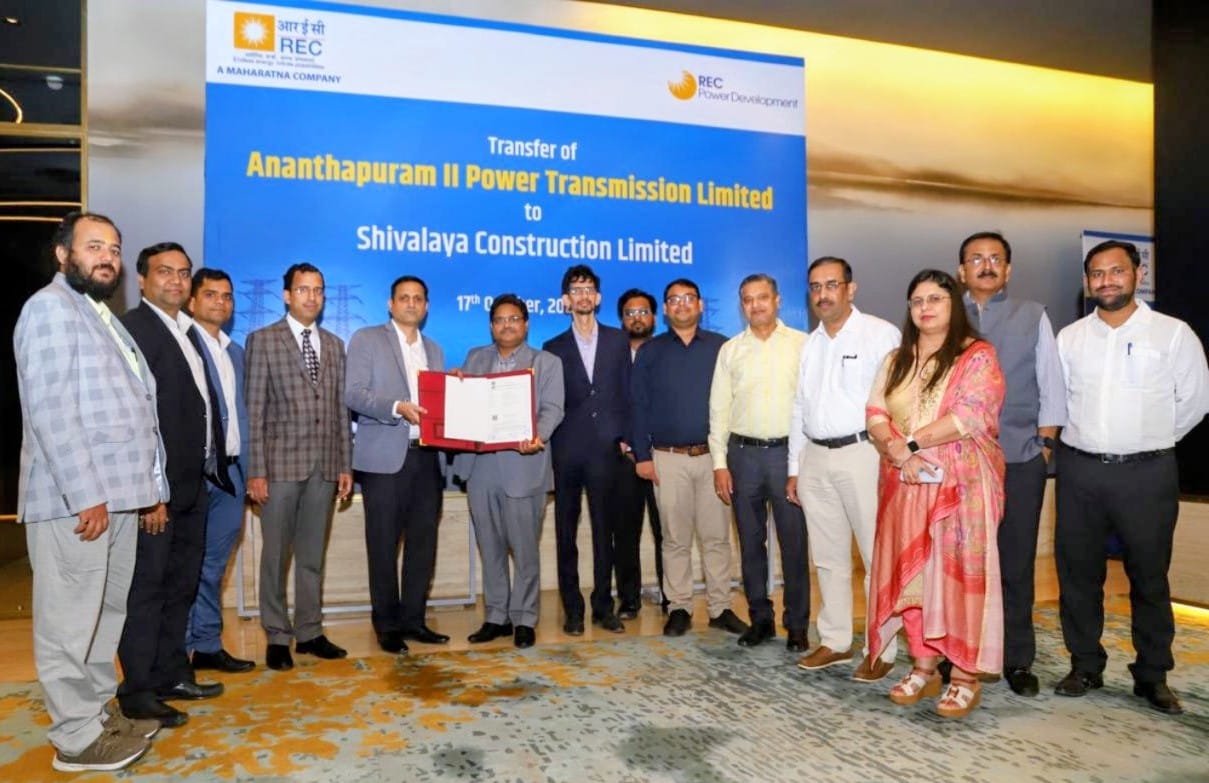 Indian-GRAPEVINE-recpdcl-hands-over-sr-wr-power-transmission-limited-a-spv-of-inter-state-transmission-project-to-ms-