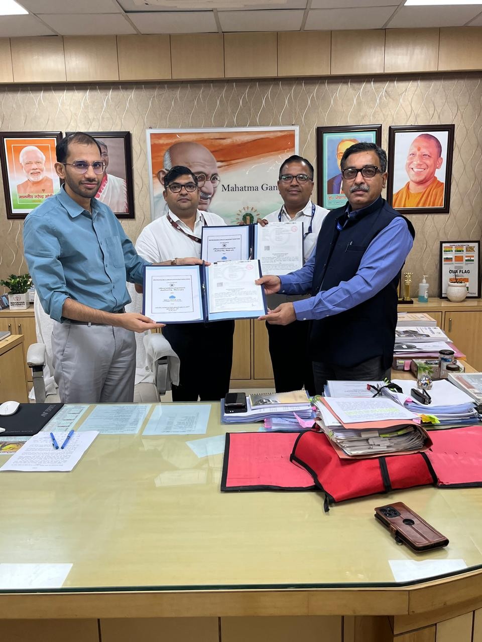 Indian-GRAPEVINE-nbcc-signs-mou-with-meerut-development-authority-for-construction-of-stalled-redevelopment-projects