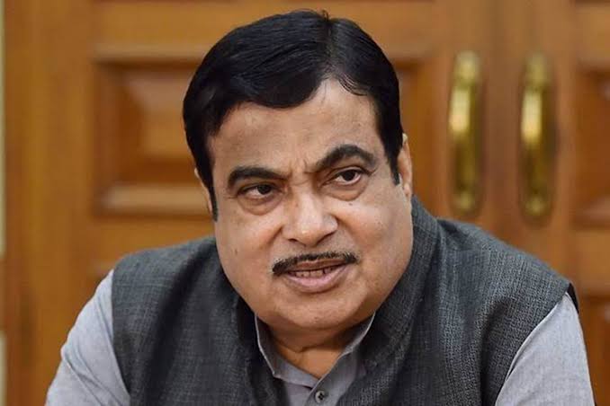 Indian-GRAPEVINE-gadkari-launches-khadi-prakritik-paint---indias-first-cow-dung-paint---developed-by-kvic