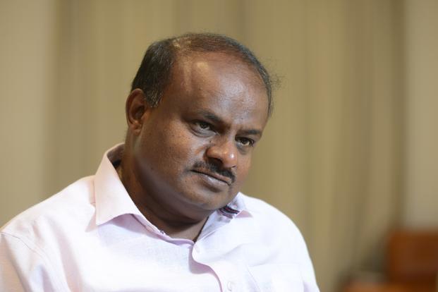 Indian-GRAPEVINE-hd-kumaraswamy-union-minister-for-steel--heavy-industries-visits-visakhapatnam-steel-plant