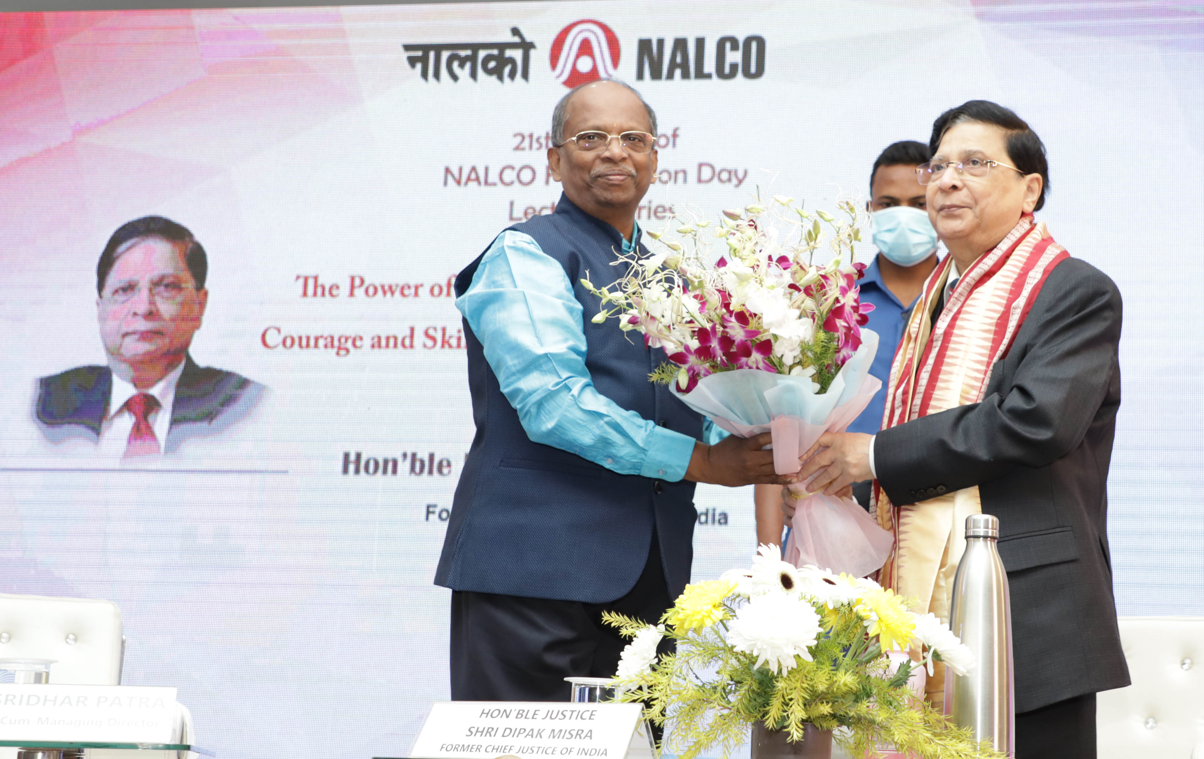 Indian-GRAPEVINE-former-cji-justice-dipak-misra-delivers-21-st-edition-of--nalco-lecture-series
