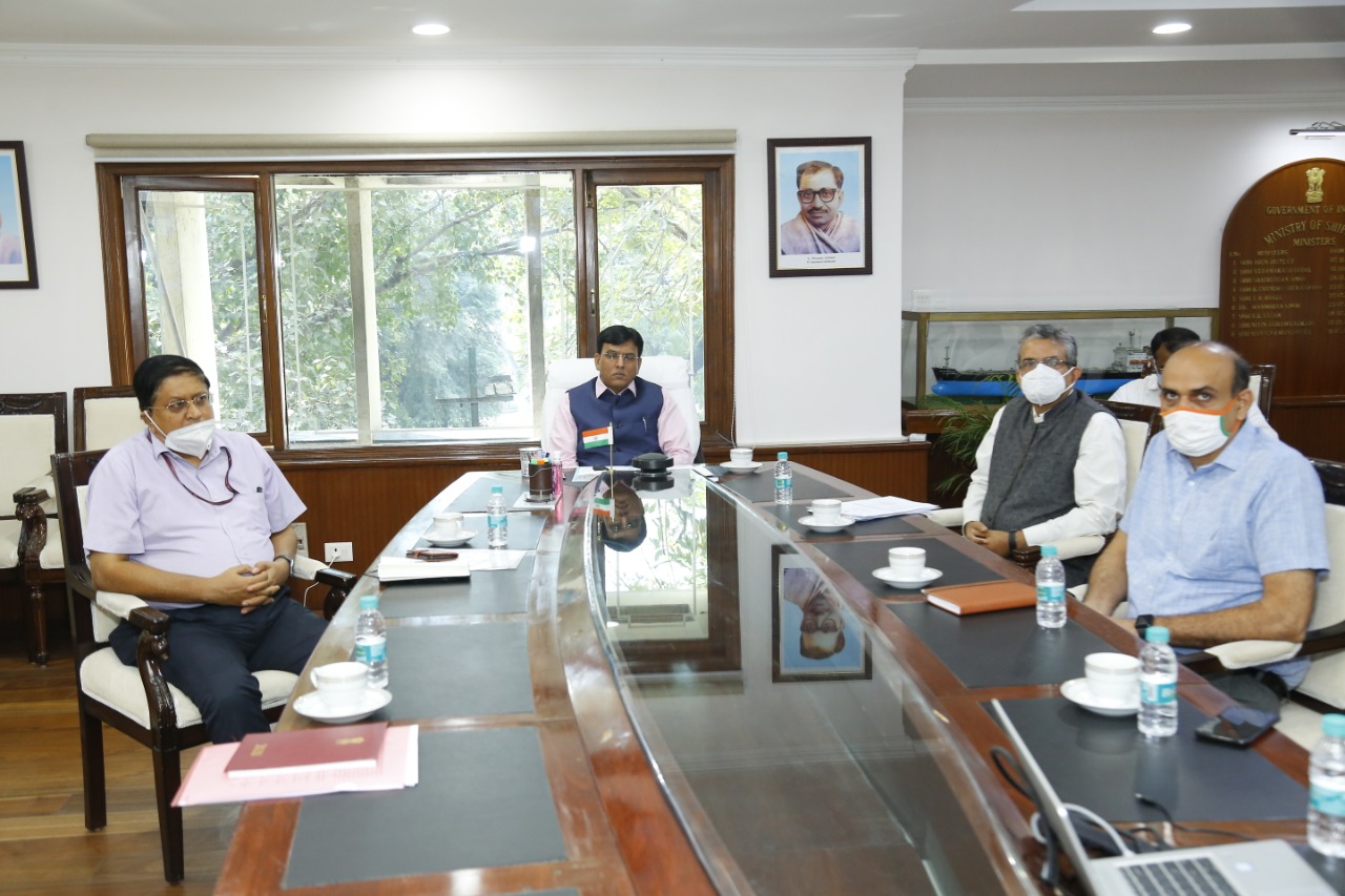 Indian-GRAPEVINE-shri-mansukh-mandaviya-launches-