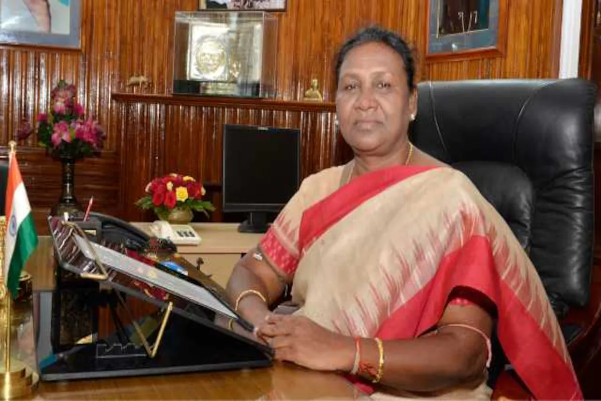 Indian-GRAPEVINE-president-of-india-graces-9th-convocation-of-institute-of-liver--biliary-sciences