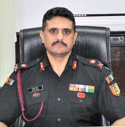 Indian-GRAPEVINE-maj-gen-alok-beri-joins-as-command-of-ncc-ota-kamptee