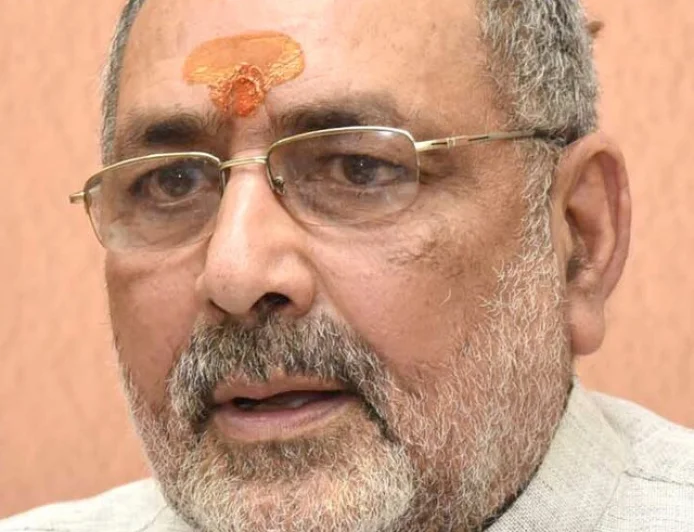 Giriraj Singh Assesses Raw Jute Prices, Measures Announced to Boost Availability