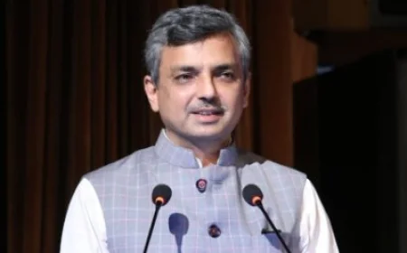Manoj Joshi Assigned Additional Charge of Fertilizers Ministry Till June 28