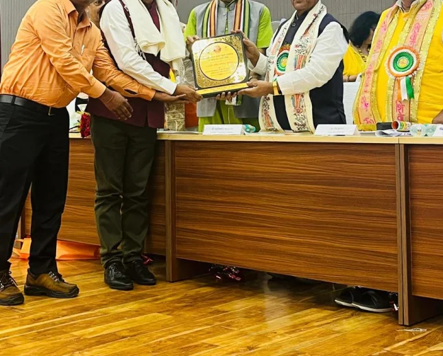 REC Limited Honoured by International Hindi Council for Outstanding Contribution to Official Language